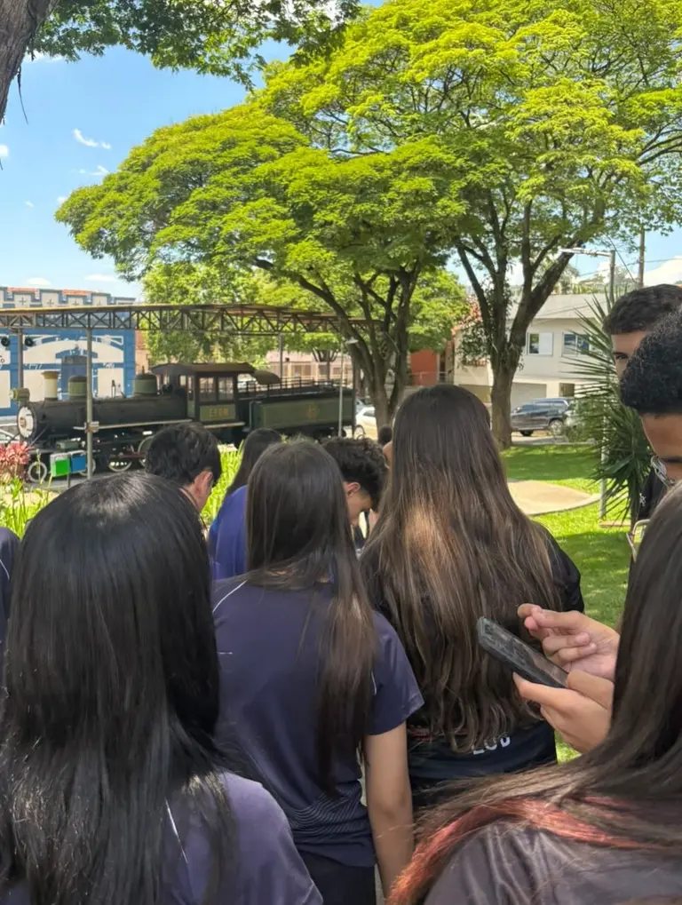 Alunos do SESI visitam Praça da Estação e Museu Municipal