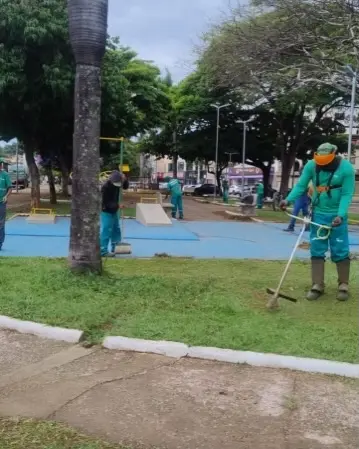SAAE e Prefeitura fazem limpeza e recuperação de espaços públicos