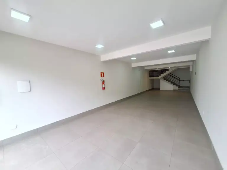 Loja com ótima localização — 150 m² para alugar no São Geraldo