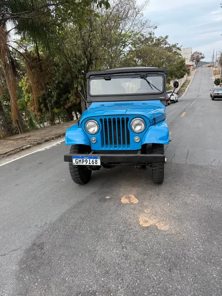 Jeep Willys 1966 à venda ou troca por carro mais caro