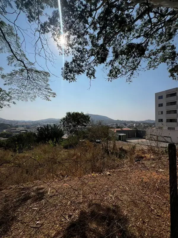 Lote à venda no Padre Eustaquio — R$ 250 mil