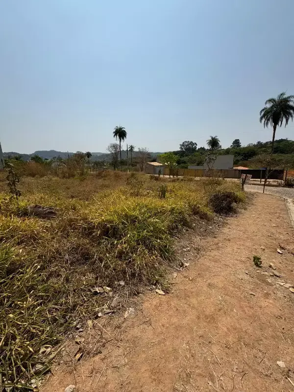 Lote à venda no Recanto dos pássaros