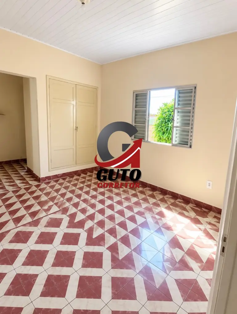 Casa 4 quartos, 224 m² à venda no Centro