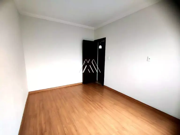 Casa com 2 quartos no bairro Leonani à venda