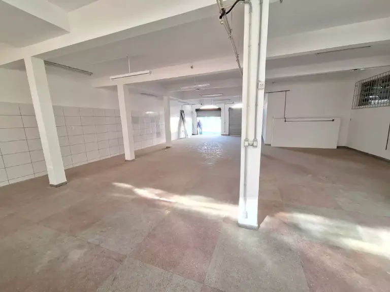Loja Ampla Com Ótima Localização na Piedade