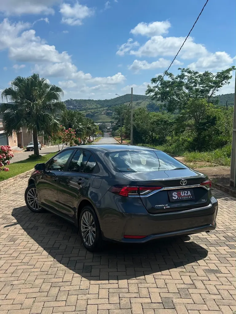 Toyota Corolla 2.0 XEI 2024 — 34 mil km, único dono — Vila Nazaré
