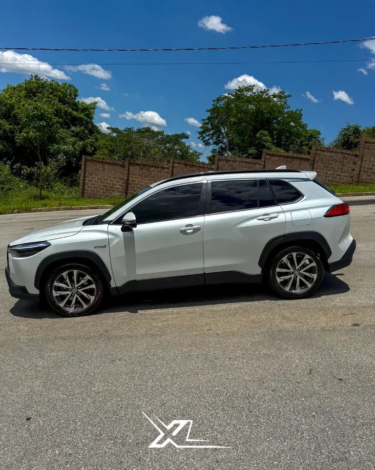 Toyota Corolla Cross XRV 1.8 Híbrido 2021 – 63 mil km