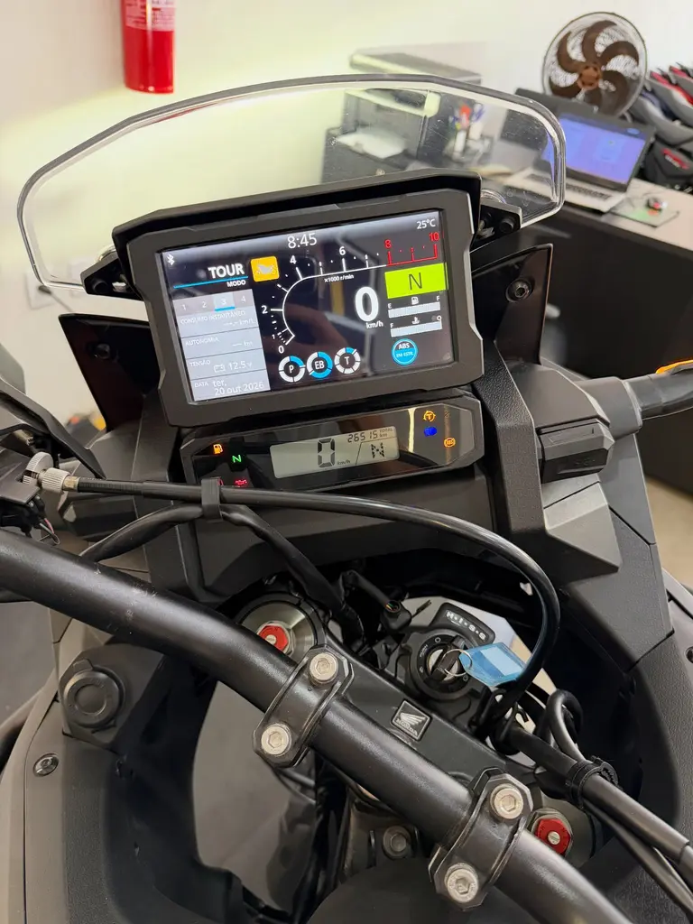 Honda África Twin 2023 — 26 mil km