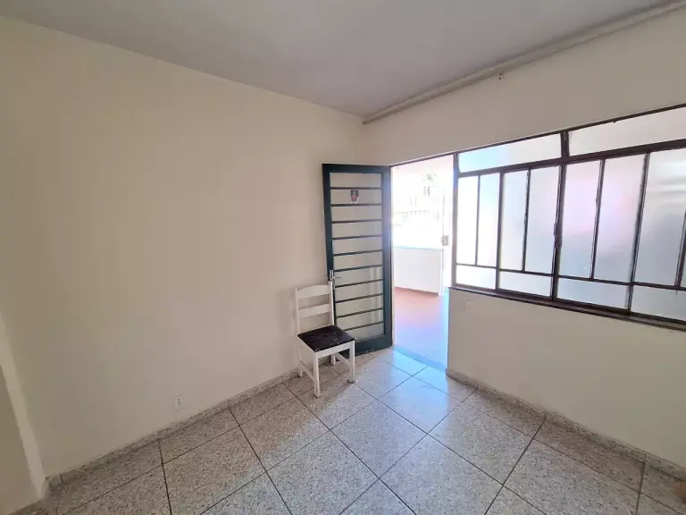 CASA para aluguel, 3 quartos, 1 vaga, Nogueira Machado