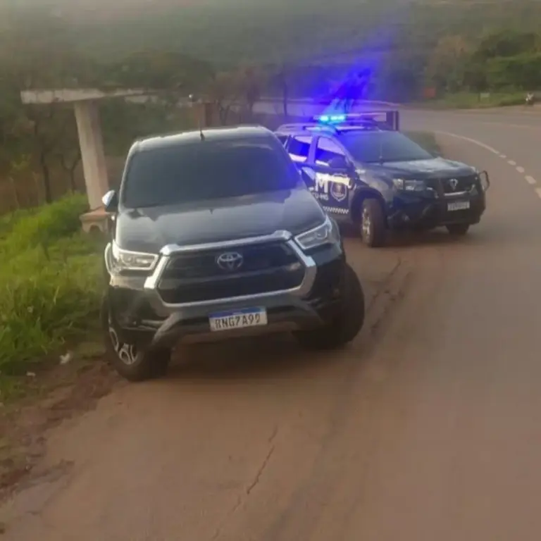 Ossada humana é encontrada às margens da MG-431 em Itatiaiuçu