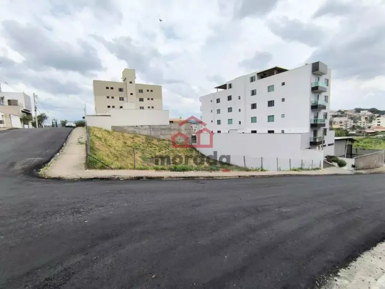 Lote à venda no Olímpio Moreira — 996 m², 3 lotes juntos