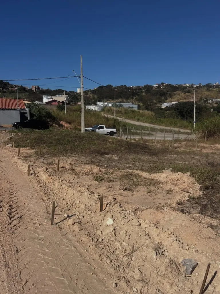 Lote 300 m² à venda no bairro João Paulo II