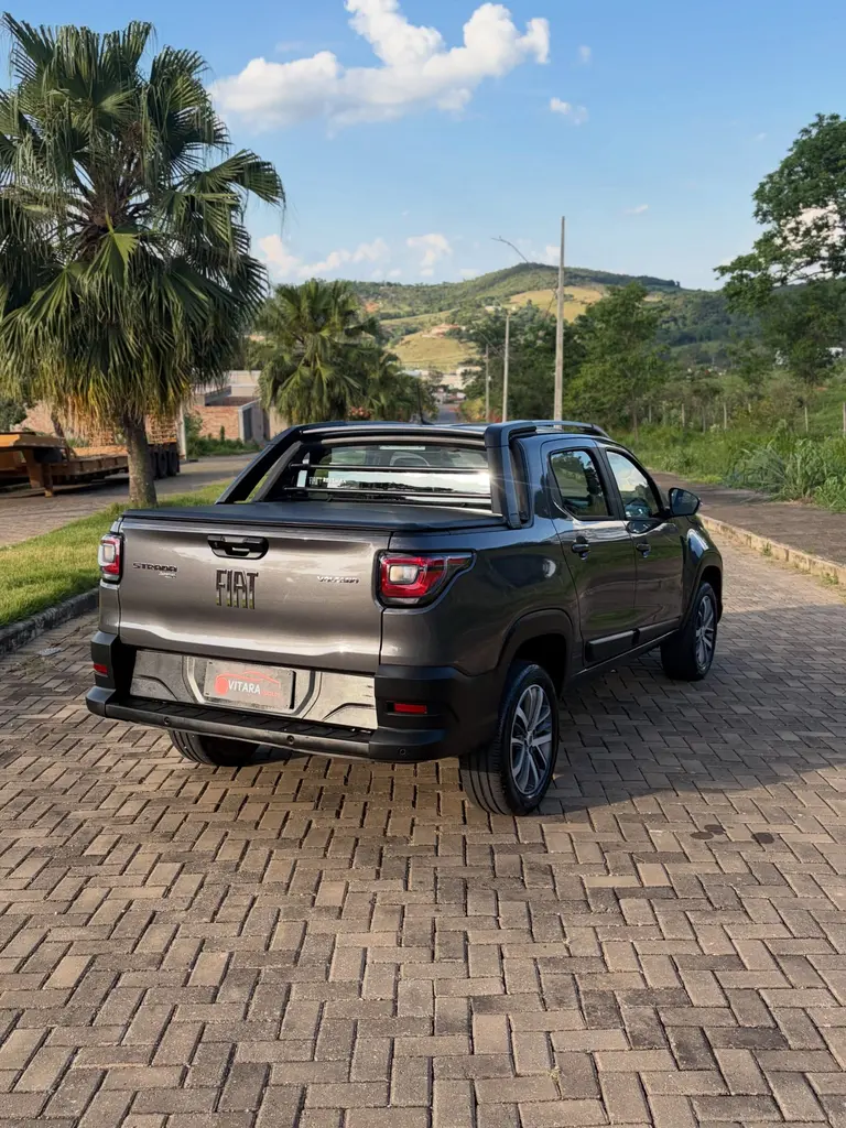 Fiat Strada Volcano 1.3 22/23 à venda
