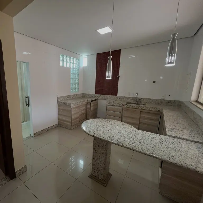 Apartamento 3 quartos com suíte no Morro do Sol
