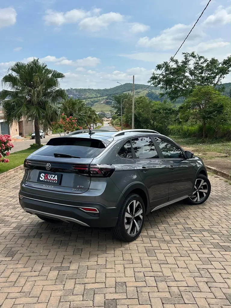 Nivus Highline 200TSI 2024 com 23 mil km