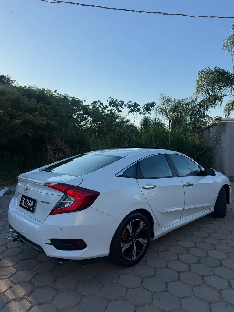 Honda Civic Touring 1.5 Turbo 2017 — 127 mil km — Vila Nazaré