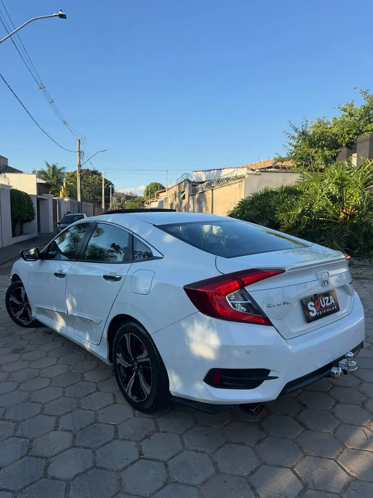 Honda Civic Touring 1.5 Turbo 2017 — 127 mil km — Vila Nazaré
