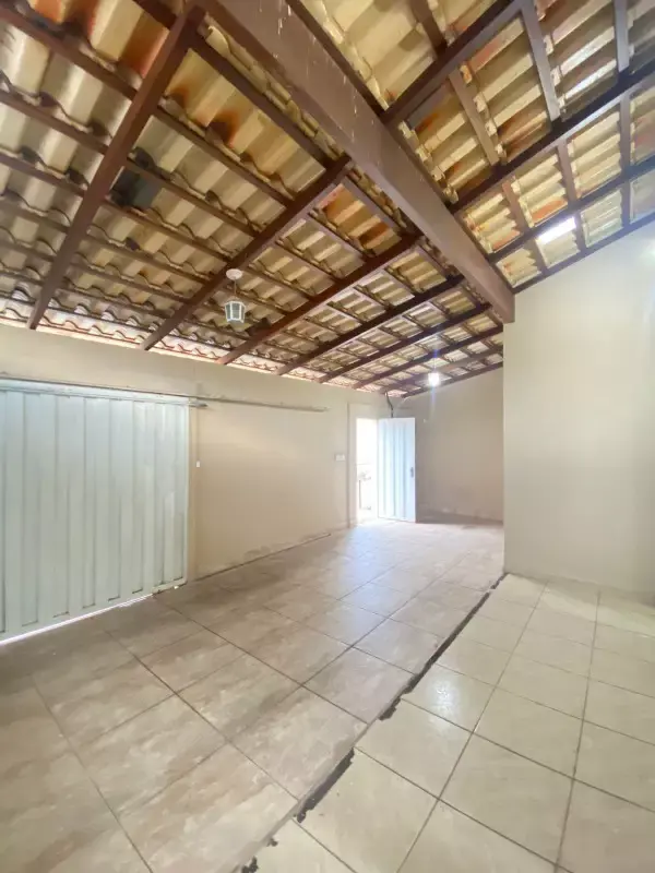 Casa com Área Externa 2 Quartos para Alugar na Vila Tavares