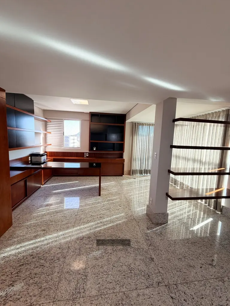 Apartamento 4 quartos 295 m² à venda no Centro