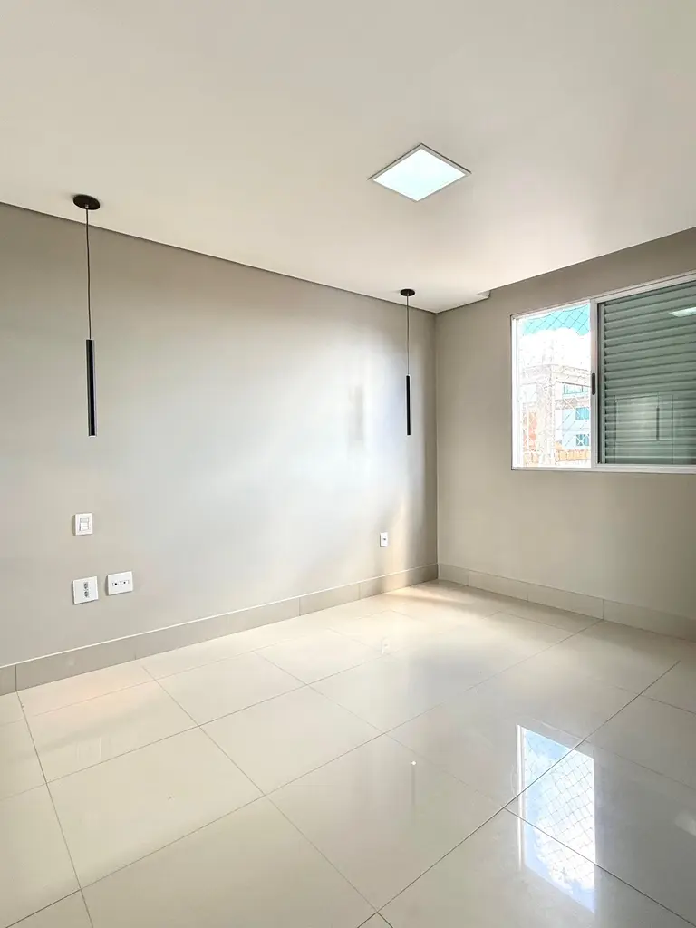 Apartamento 3 quartos, 187 m² à venda no bairro Veredas