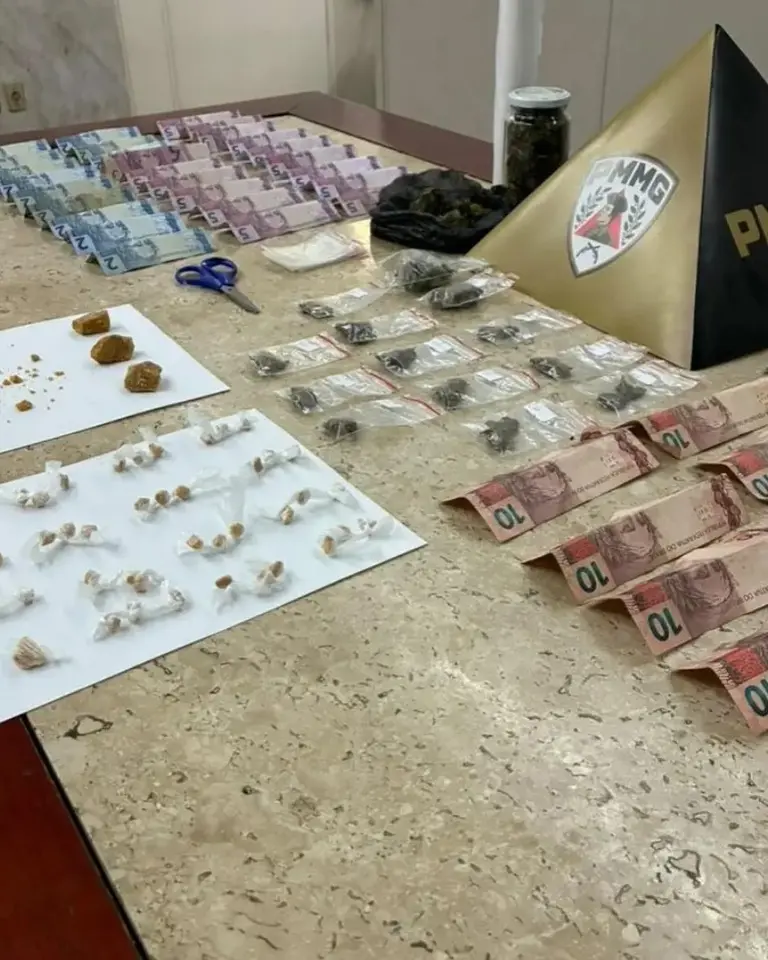 Polícia prende três por tráfico de drogas no bairro Garcias