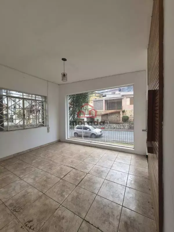 Casa à venda, 7 quartos, 1 suíte, CENTRO