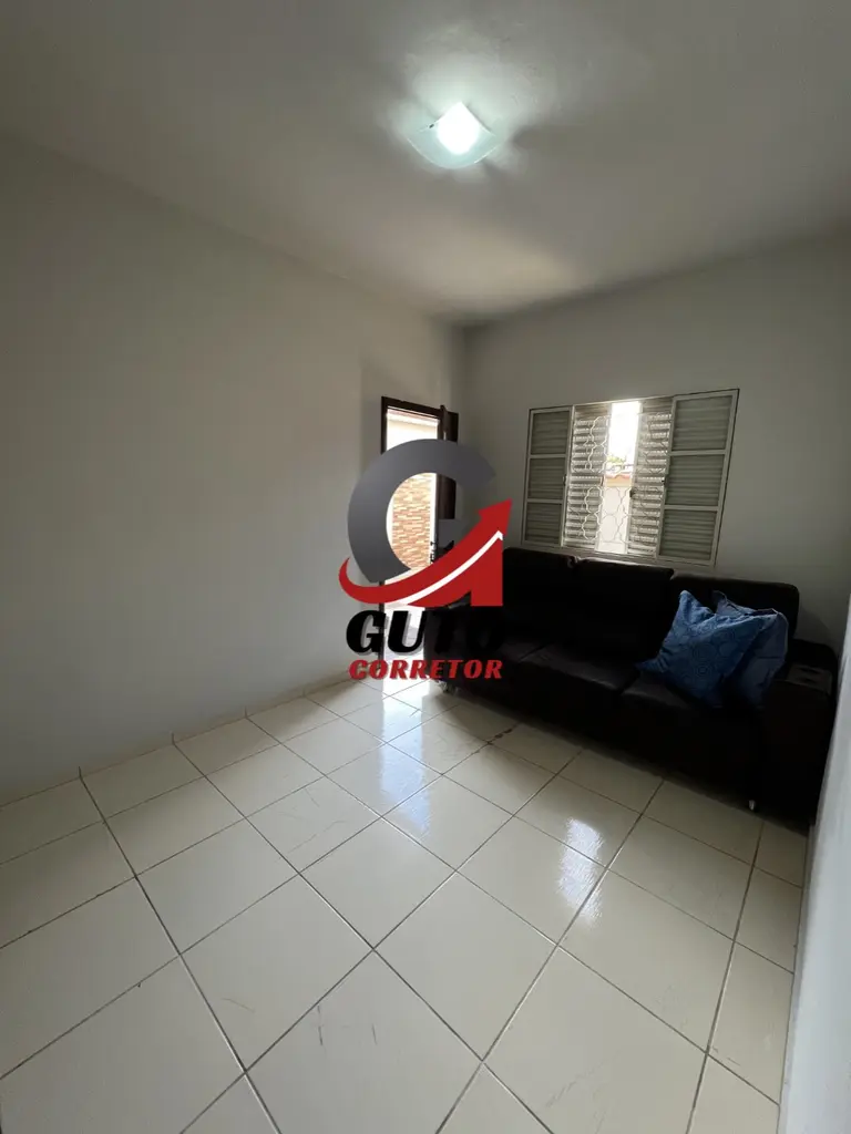 Casa 3 dormitórios à venda no Parque Jardim