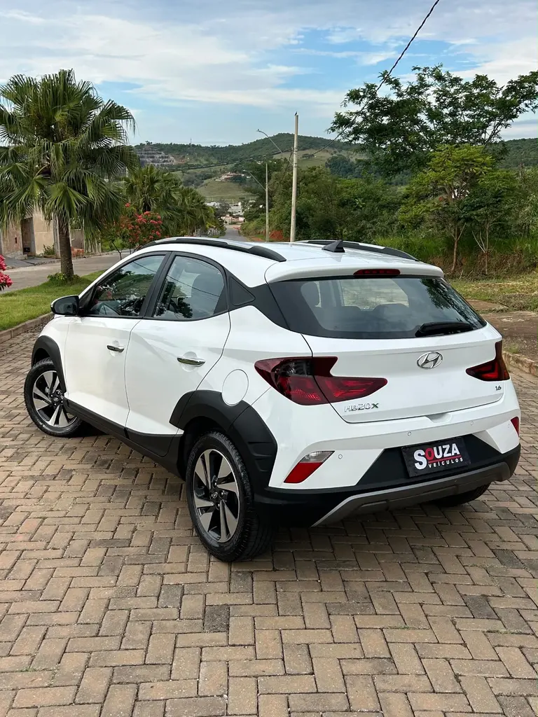 Hyundai HB20x Diamond 1.6 Automático 2020