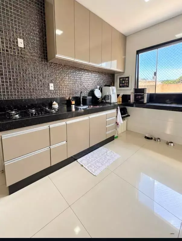 Apartamento 3 quartos, 1 suíte, 2 vagas, Cerqueira Lima