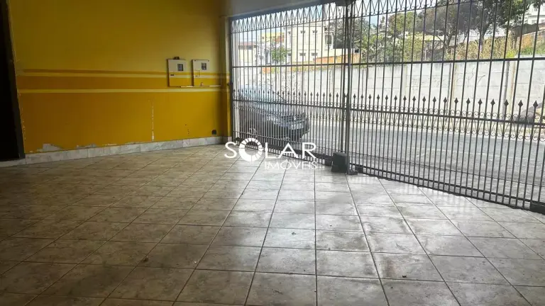 Casa Exclusiva à Venda no Centro com 4 quartos