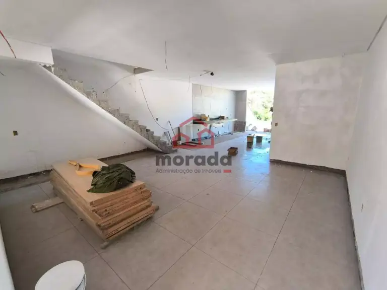 Casa à venda, 3 quartos, 1 suíte, 4 vagas, TROPICAL