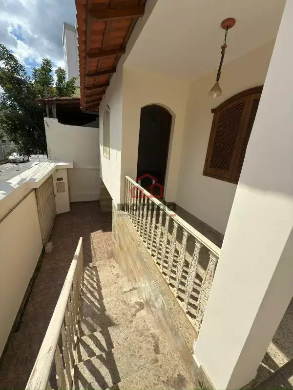 Casa à venda, 3 quartos, 2 vagas, CENTRO