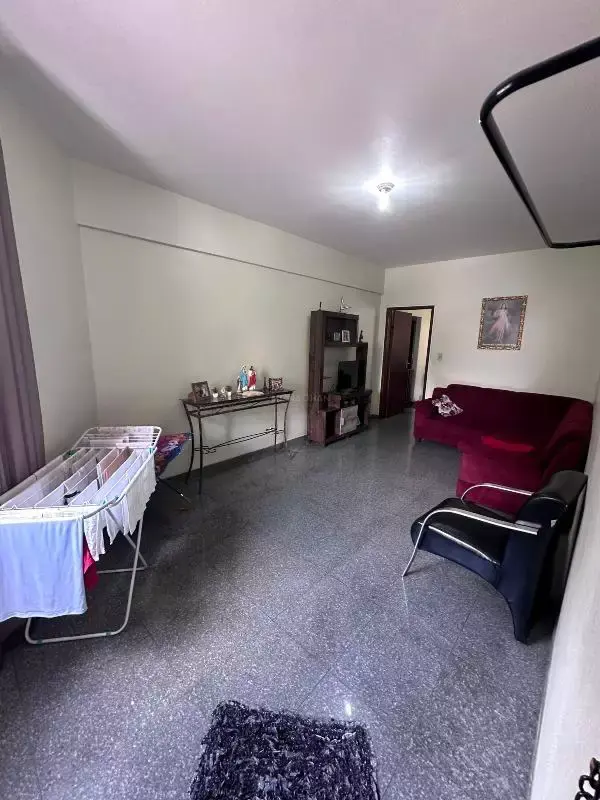 Apartamento à venda, 3 quartos, 1 suíte, 1 vaga, Centro