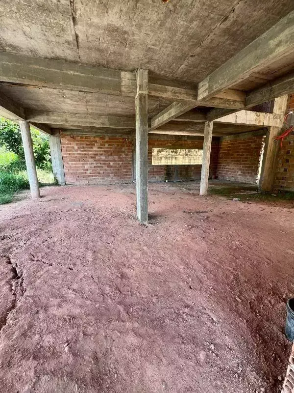 Casa à venda, 4 quartos, 2 suítes, 2 vagas, Condomínio Solar dos Lagos