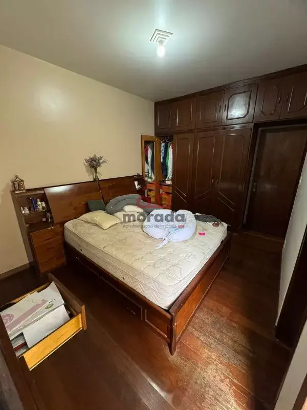 Casa à venda, 3 quartos, 1 suíte, 4 vagas, CENTRO