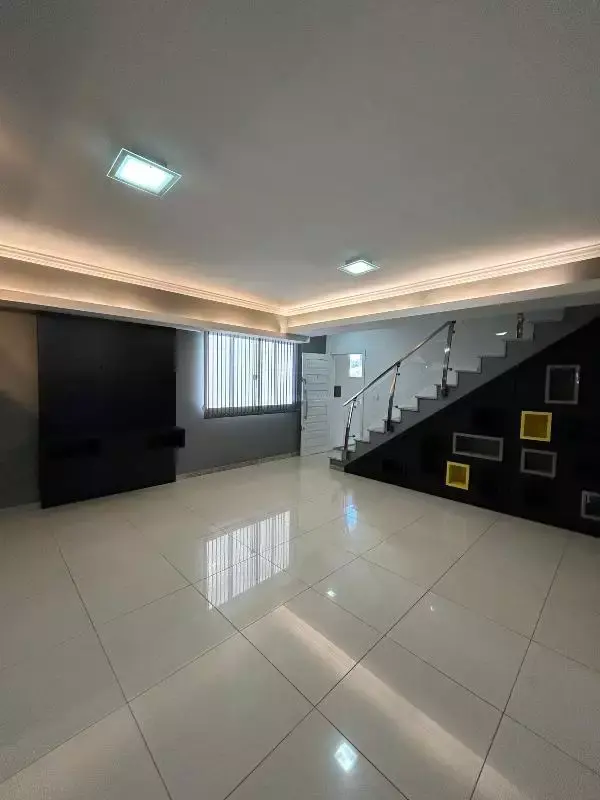 Cobertura à venda, 4 quartos, 2 suítes, 2 vagas, Lourdes