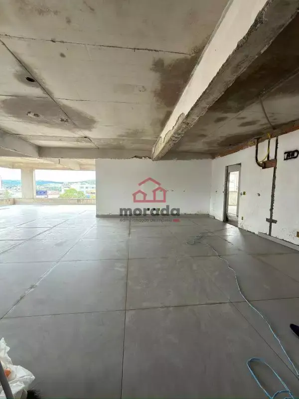 Apartamento 4 Quartos no Centro de Itaúna (MG) – Varanda Gourmet, Vista Montanha, 3 Vagas