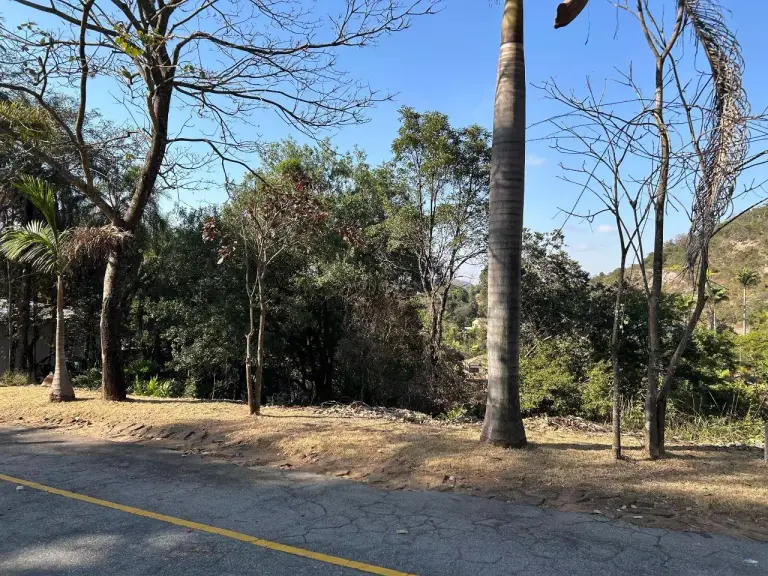 Lote em condomínio à venda, Condomínio Lago do Sol