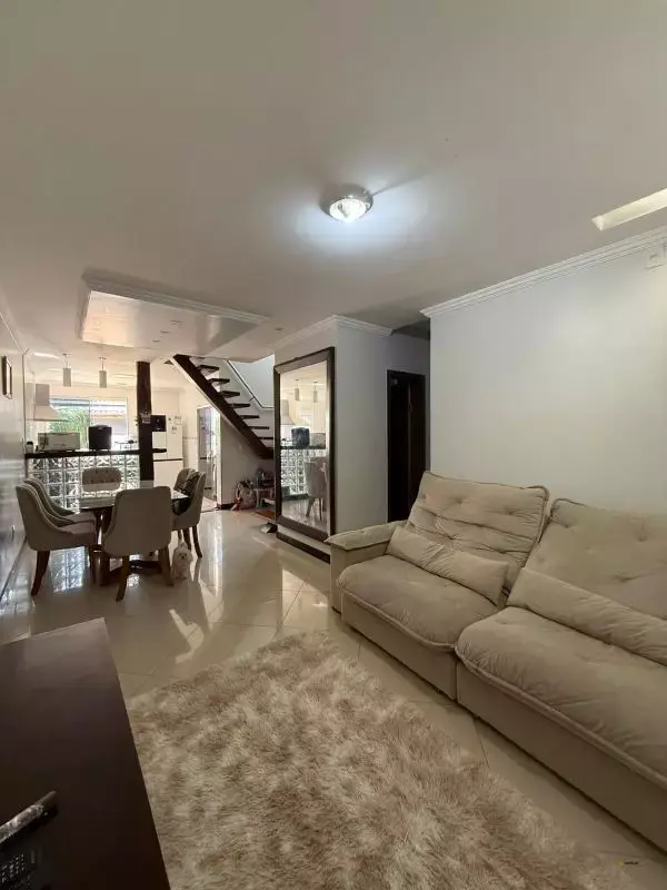 Casa à venda, 3 quartos, 1 suíte, 2 vagas, Alaíta