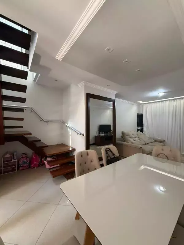 Casa à venda, 3 quartos, 1 suíte, 2 vagas, Alaíta