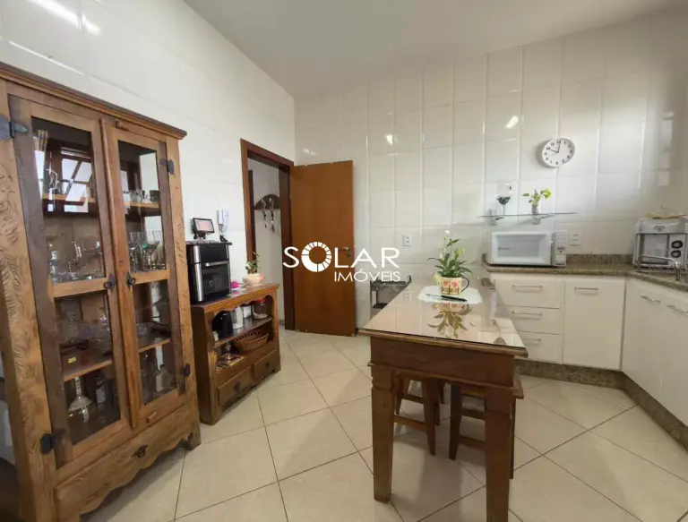 Casa de alto padrão a venda no bairro Cerqueira Lima em Itaúna MG