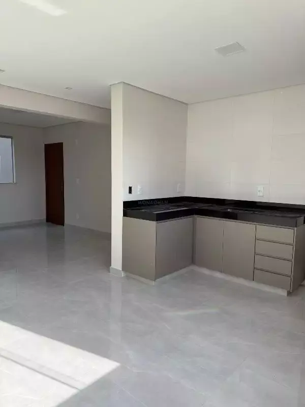 Apartamento à venda, 3 quartos, 1 suíte, 1 vaga, Aeroporto