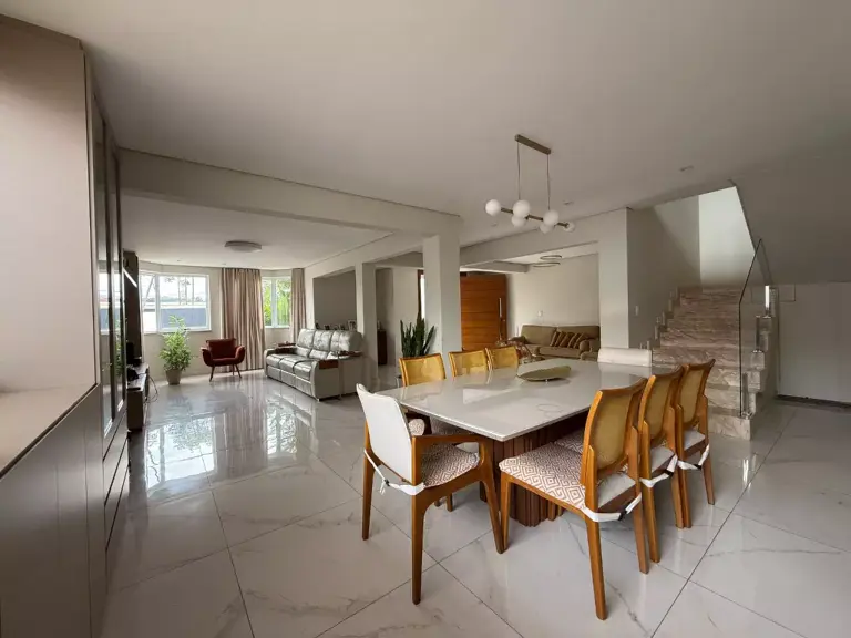 CASA à venda, 4 vagas, CERQUEIRA LIMA