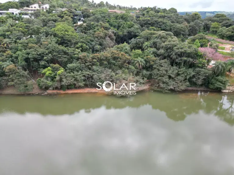 Terreno de marina à venda em condomínio fechado de alto padrão