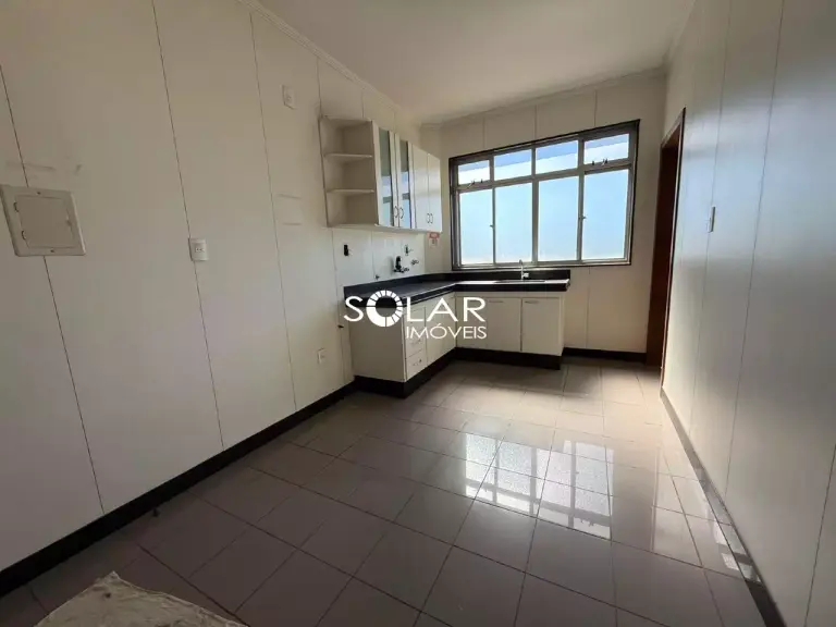 Apartamento à venda na região central