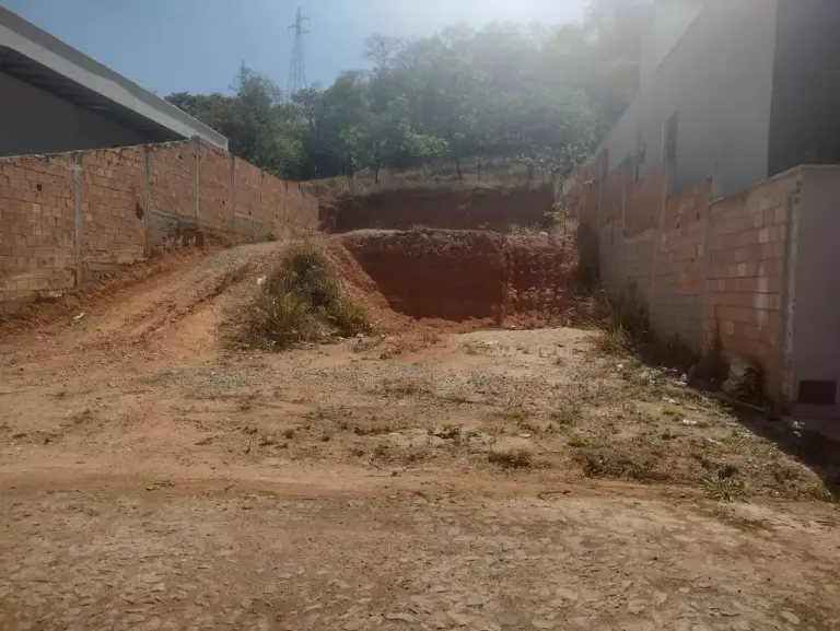 LOTE à venda, CENTENÁRIO