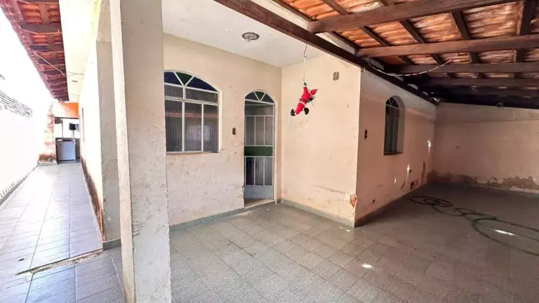 CASA à venda, 3 quartos, 2 vagas, ITAUNENSE II