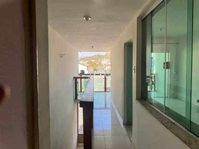Imóvel com Casa, Barracão e Loja à venda no Centro de Itaúna