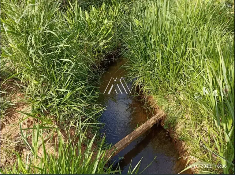Vendo chácara com 2 mil metros em área rural de Itaúna!