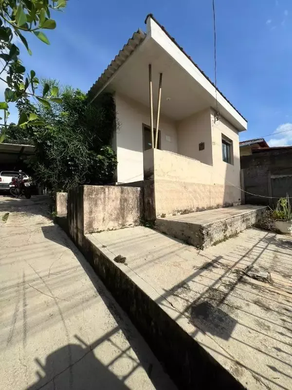 Casa à venda, 5 quartos, 4 vagas, Santanense
